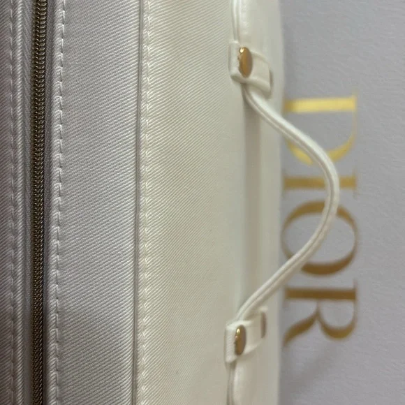 Dior White Vanity Case with Gold Logo - Picture 11 of 13